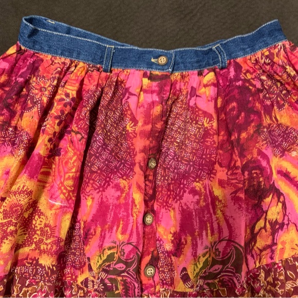 Authentic St. John’s Bay Colorful Skirt - Picture 4 of 7